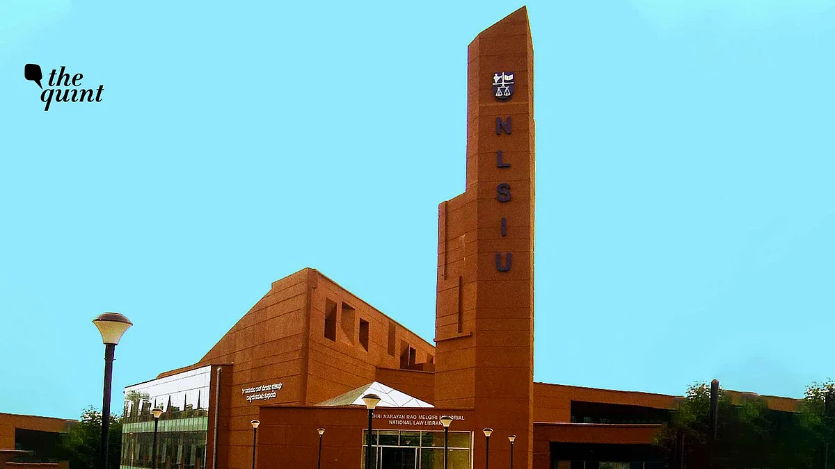 Engineering Students in Lab